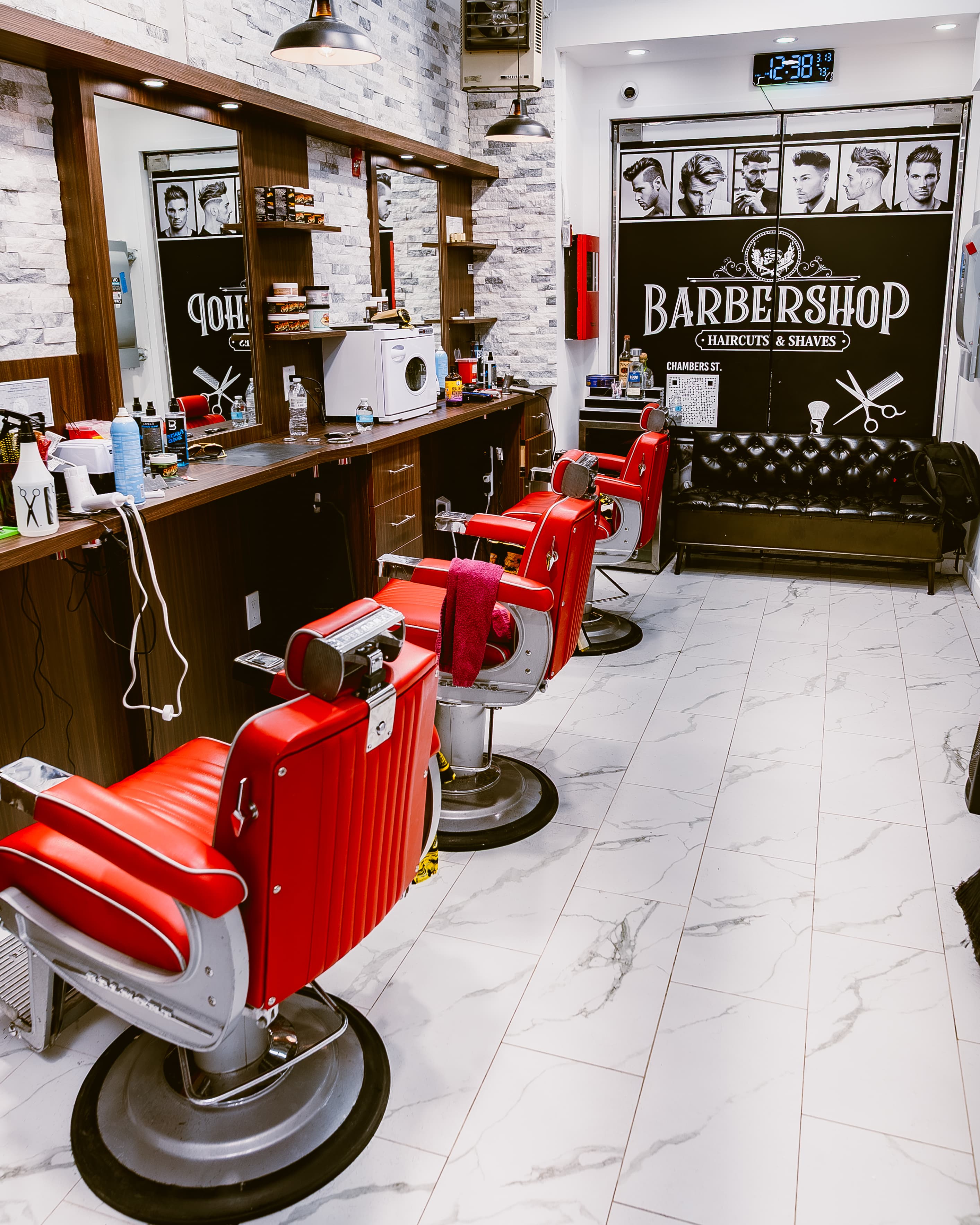 Tribeca Gents interior